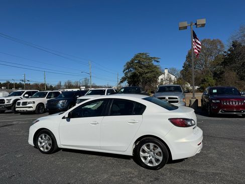 Used 2013 MAZDA MAZDA3 i SV image 4