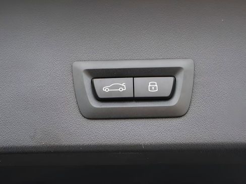 Used 2025 BMW X3 xDrive30i AWD/4WD image 18