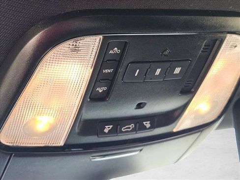Used 2021 Dodge Durango SRT w/ Technology Group AWD/4WD image 11