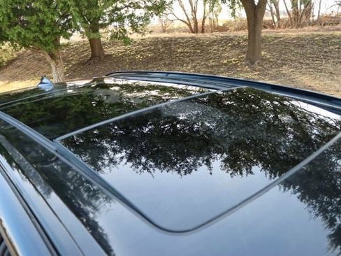 Used 2019 BMW X5 xDrive50i w/ M Sport Package image 9