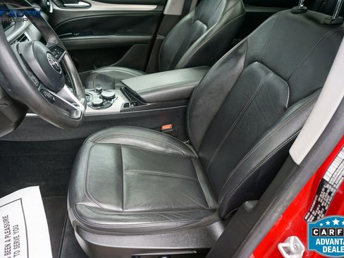 Used 2018 Alfa Romeo Stelvio AWD w/ Cold Weather Package image 28