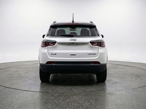 Used 2025 Jeep Compass Limited image 7