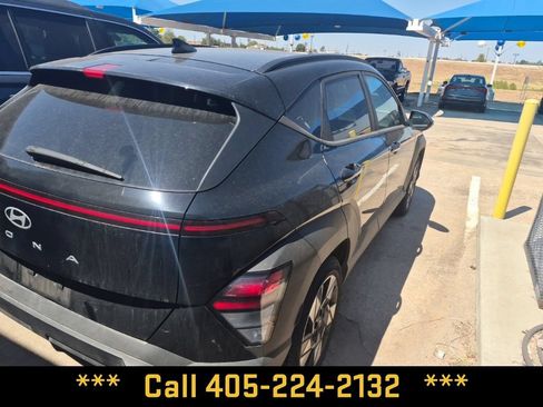 Used 2025 Hyundai Kona SEL FWD image 18