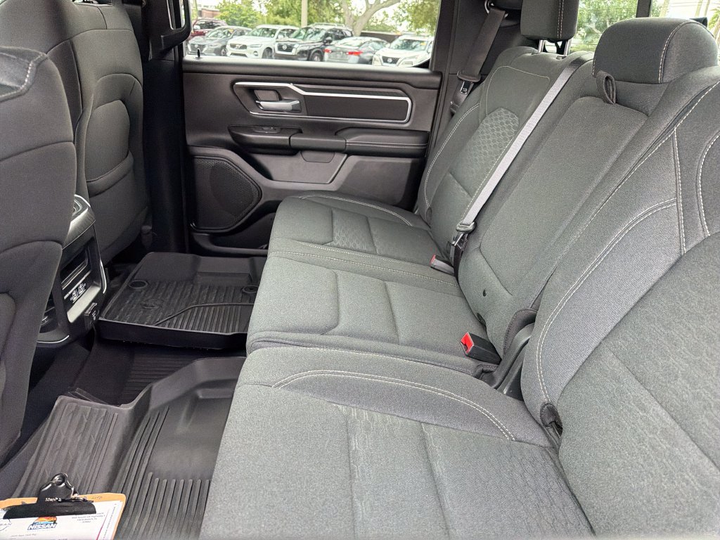 Used 2025 RAM 1500 Big Horn AWD/4WD image 33