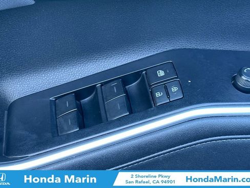 Used 2023 Toyota Highlander L image 15