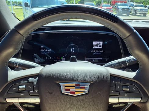 Certified 2023 Cadillac Escalade Sport w/ LPO, ONYX Package AWD/4WD image 19