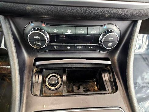 Used 2016 Mercedes-Benz CLA 250 image 16