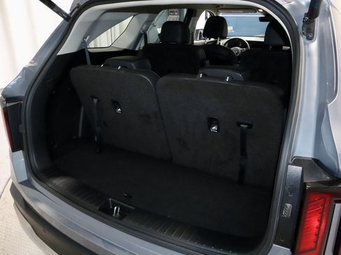 Used 2025 Kia Sorento EX FWD image 16