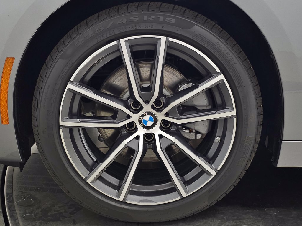 New 2026 BMW 230i xDrive Coupe w/ Convenience Package AWD/4WD image 7