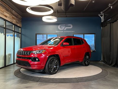Used 2023 Jeep Compass Limited AWD/4WD image 7