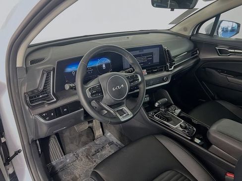 Used 2024 Kia Sportage SX image 11