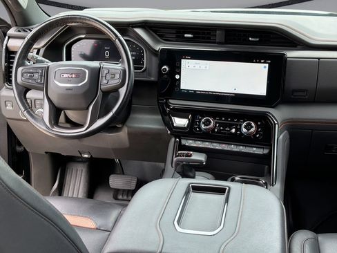 Used 2022 GMC Sierra 1500 AT4 w/ AT4 Premium Package AWD/4WD image 19