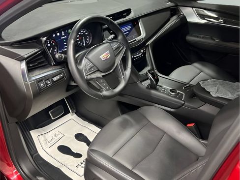 Used 2022 Cadillac XT5 Sportv w/ Technology Package AWD/4WD image 7