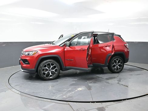 Used 2025 Jeep Compass Limited AWD/4WD image 58