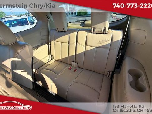 Used 2016 Nissan Pathfinder SL AWD/4WD image 20