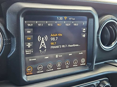 Used 2019 Jeep Wrangler Unlimited Sahara w/ Quick Order Package 24M Moab image 26