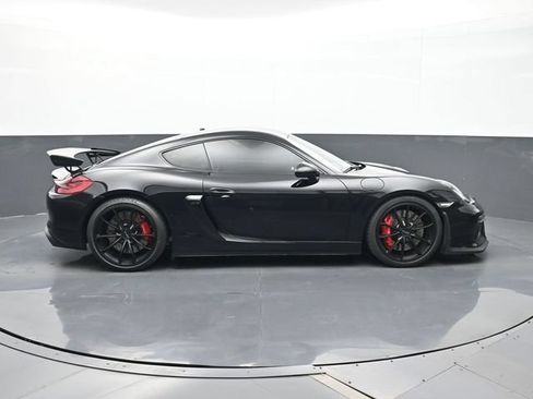Certified 2016 Porsche Cayman GT4 RWD image 17