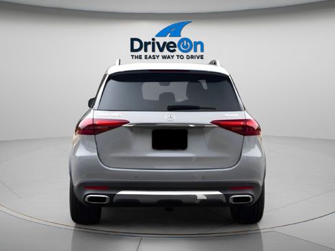 Used 2024 Mercedes-Benz GLE 450 4MATIC w/ Winter Package image 5