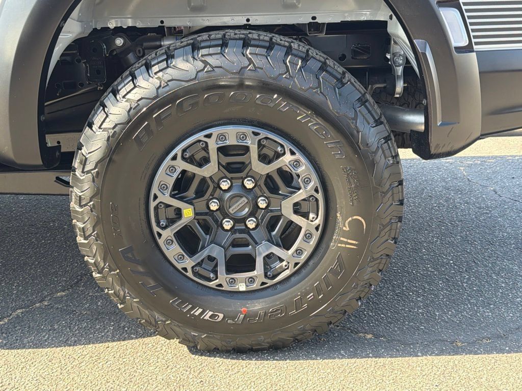 New 2026 Ford F150 Raptor w/ Equipment Group 803A Raptor R AWD/4WD image 17