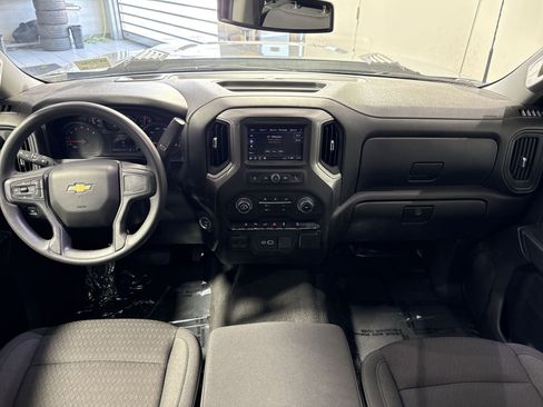 Used 2025 Chevrolet Silverado 2500 Custom w/ Custom Value Package AWD/4WD image 29