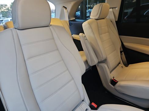 New 2026 Mercedes-Benz GLS 450 4MATIC image 12