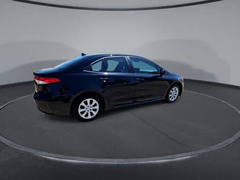 Used 2024 Toyota Corolla LE FWD image 8
