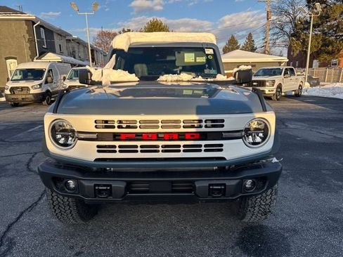 New 2025 Ford Bronco Heritage Edition image 8
