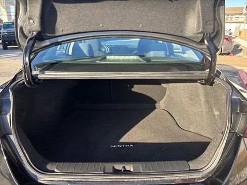 Used 2024 Nissan Sentra SV image 13