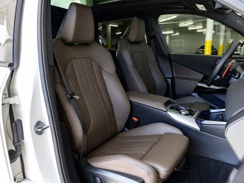 Certified 2025 BMW X3 M50 image 33