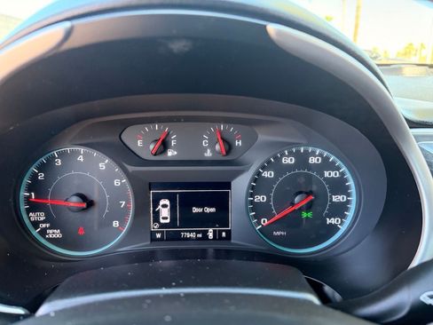 Used 2023 Chevrolet Malibu LT FWD image 30