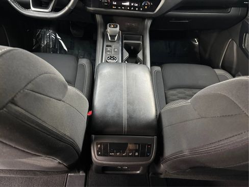 Used 2023 Nissan Pathfinder SV w/ SV Premium Package AWD/4WD image 22