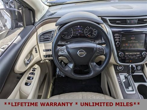 Used 2019 Nissan Murano Platinum w/ Cargo Package image 18