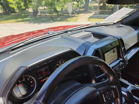 Used 2017 Ford F150 XLT w/ Equipment Group 302A Luxury AWD/4WD image 26
