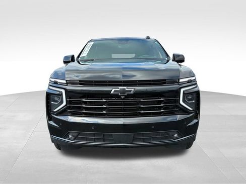 Used 2025 Chevrolet Suburban RST w/ Advanced Technology Package AWD/4WD image 6