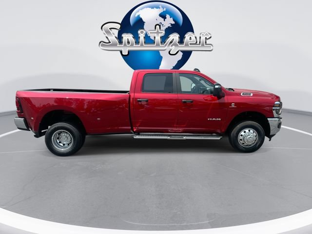 New 2026 RAM 3500 Big Horn AWD/4WD image 10