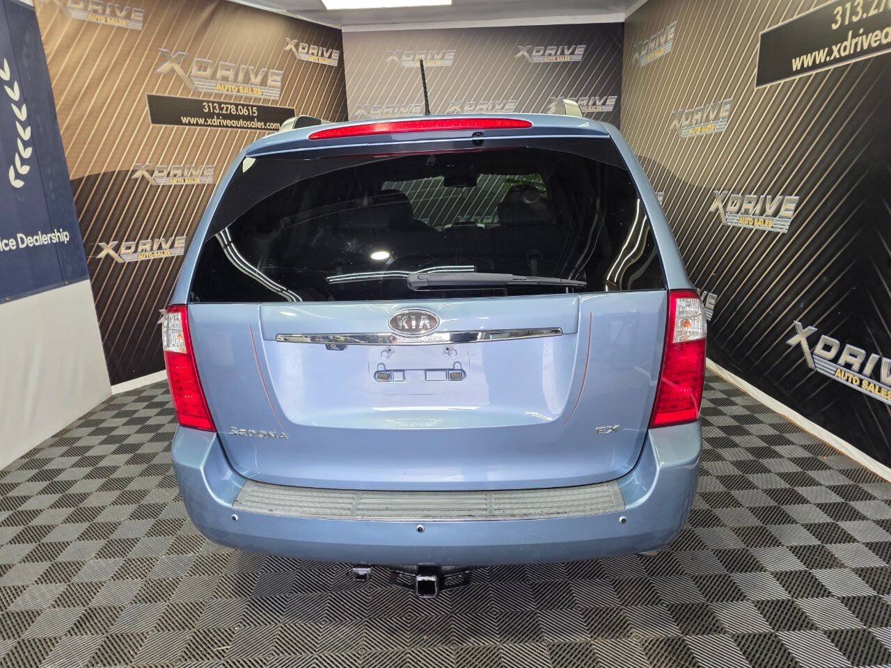 Used 2010 Kia Sedona EX w/ Luxury Pkg FWD image 12
