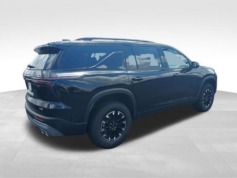 New 2026 Chevrolet Traverse Z71 w/ Enhanced Driving Package AWD/4WD image 5