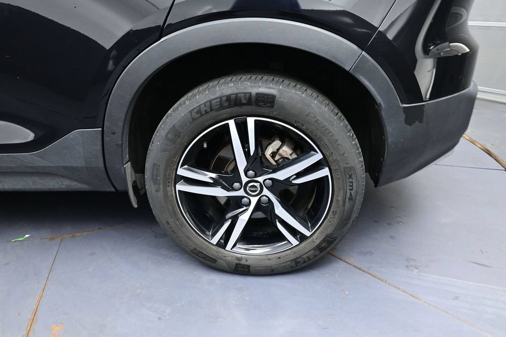 Used 2025 Volvo XC40 B5 Core AWD/4WD image 14