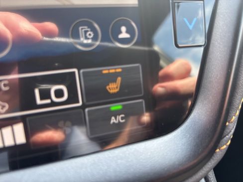 New 2025 Subaru Outback Wilderness image 27