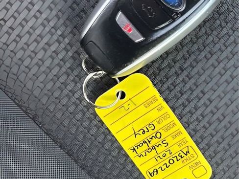 Used 2021 Subaru Outback Premium image 18