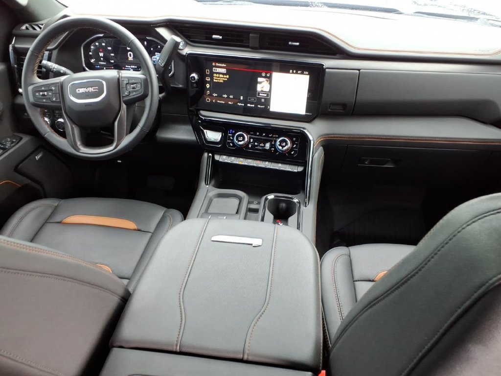 Used 2026 GMC Sierra 2500 AT4 w/ AT4 Premium Plus Package AWD/4WD image 18