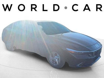 Certified 2025 Hyundai Elantra SE