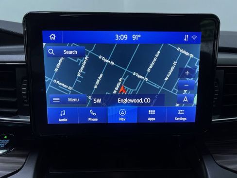 Used 2020 Ford Explorer Limited RWD image 23