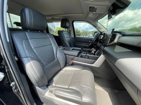 Used 2022 Toyota Tundra Limited AWD/4WD image 32