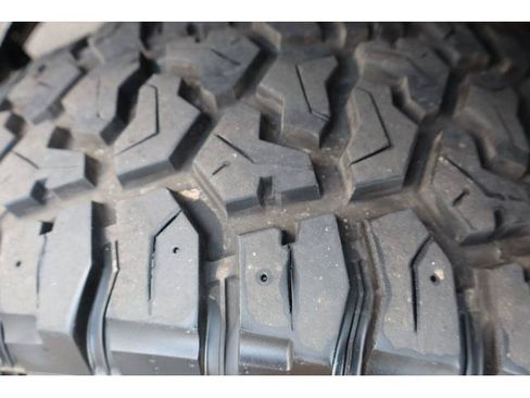 Used 2015 Ford F150 XLT w/ Equipment Group 301A Mid AWD/4WD image 16