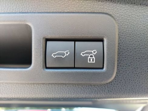 Used 2026 Toyota 4Runner Platinum AWD/4WD image 41
