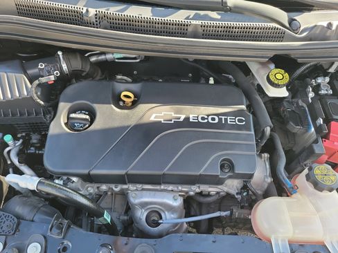 Used 2021 Chevrolet Spark LT image 18