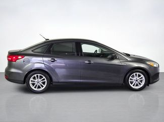 Used 2018 Ford Focus SE FWD video 2