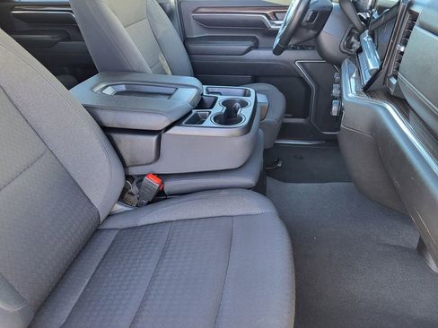 Used 2024 Chevrolet Silverado 2500 LT image 11