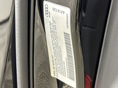 Used 2023 Audi A4 2.0T Premium w/ Convenience Package image 25